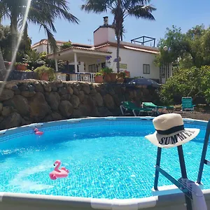 https://casa-rural-dolores-costa-adeje-tenerife.in-canary-islands.com